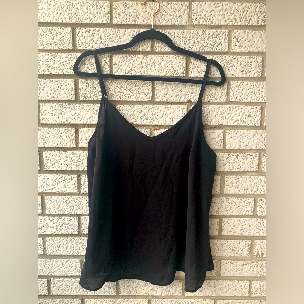 Black Flowy Tank